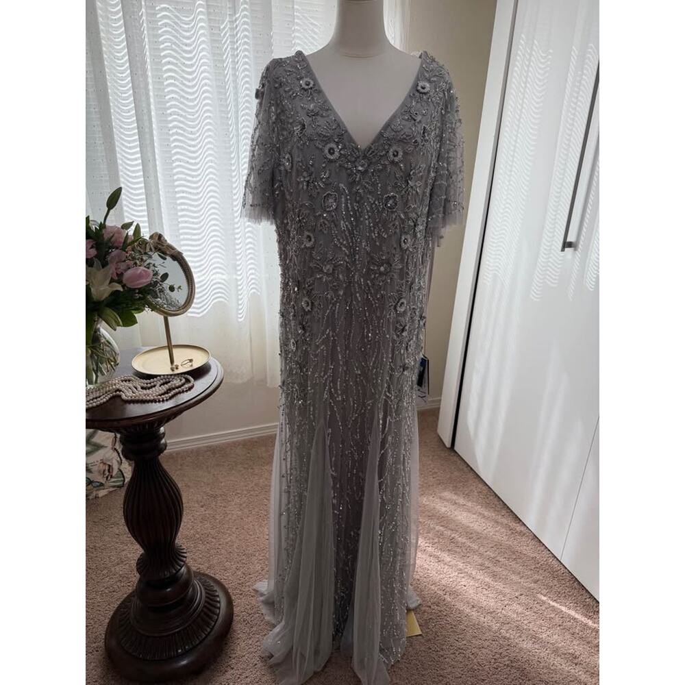 MGNY Beaded Evening Gown Silver Size 22 NWT Mother of Bride Formal Dress